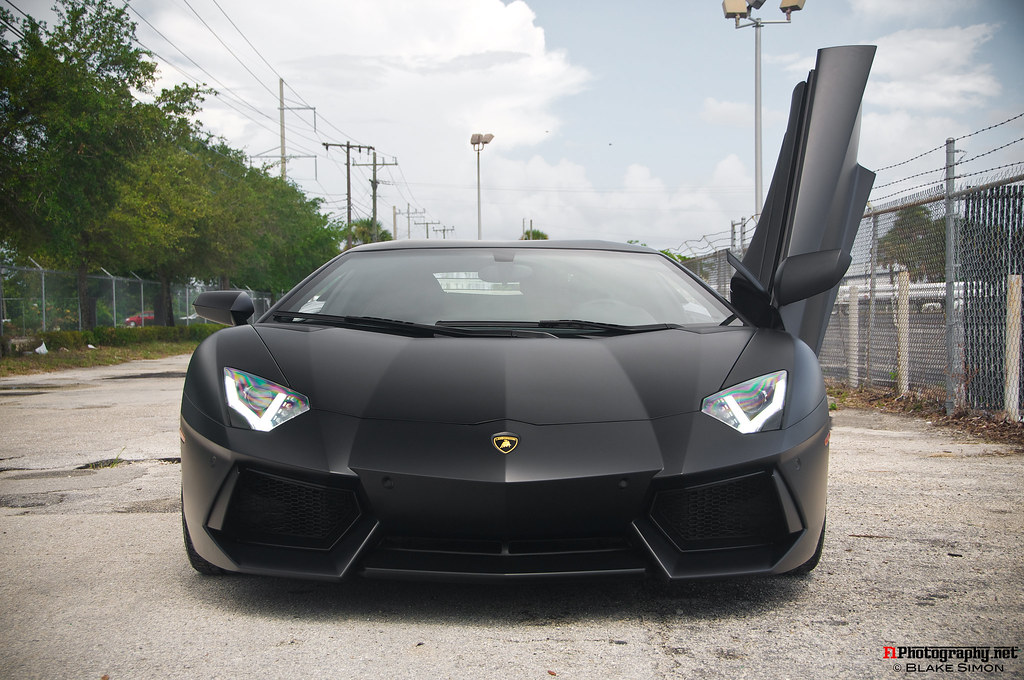 Lamborghini Aventador LP700-4 6013846216_e38271f4c5_b