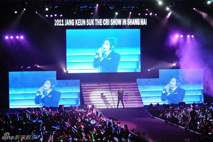 [IMG] Jang Geun Suk Thae cri show in Shang Hai 5919975167_93df9ac8dc_b