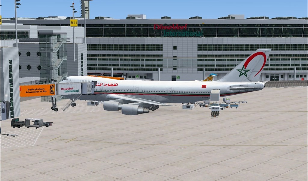 Roya Air Maroc  (Berlin-Londres-Dusseldorf) 5918948862_4a4aa31796_b