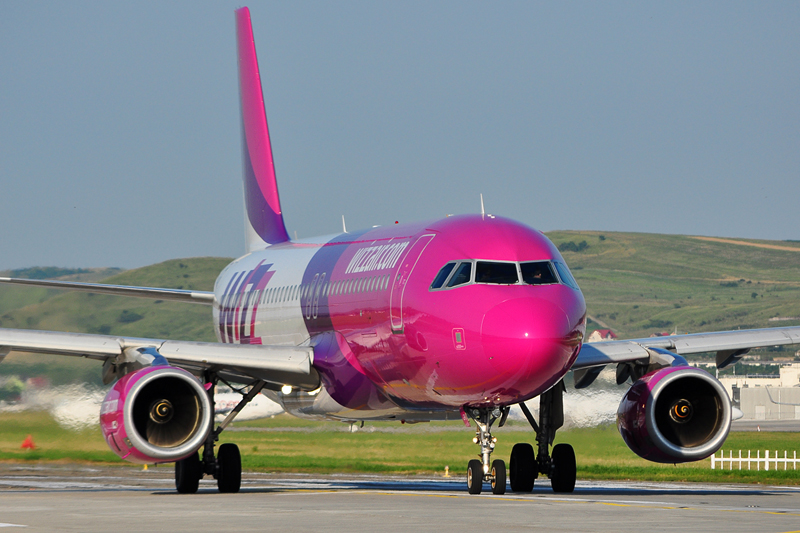 Aeroportul Cluj-Napoca - Iulie 2011  5916122999_cb310cf806_o