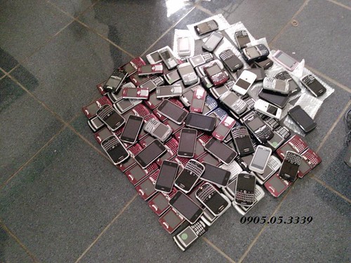 Pleiku - Gia lai chuyên bán iphone 3g - 3gs - iphone4 và blackberry hang USA giá tốt nhất 5933702720_a29ae44c44