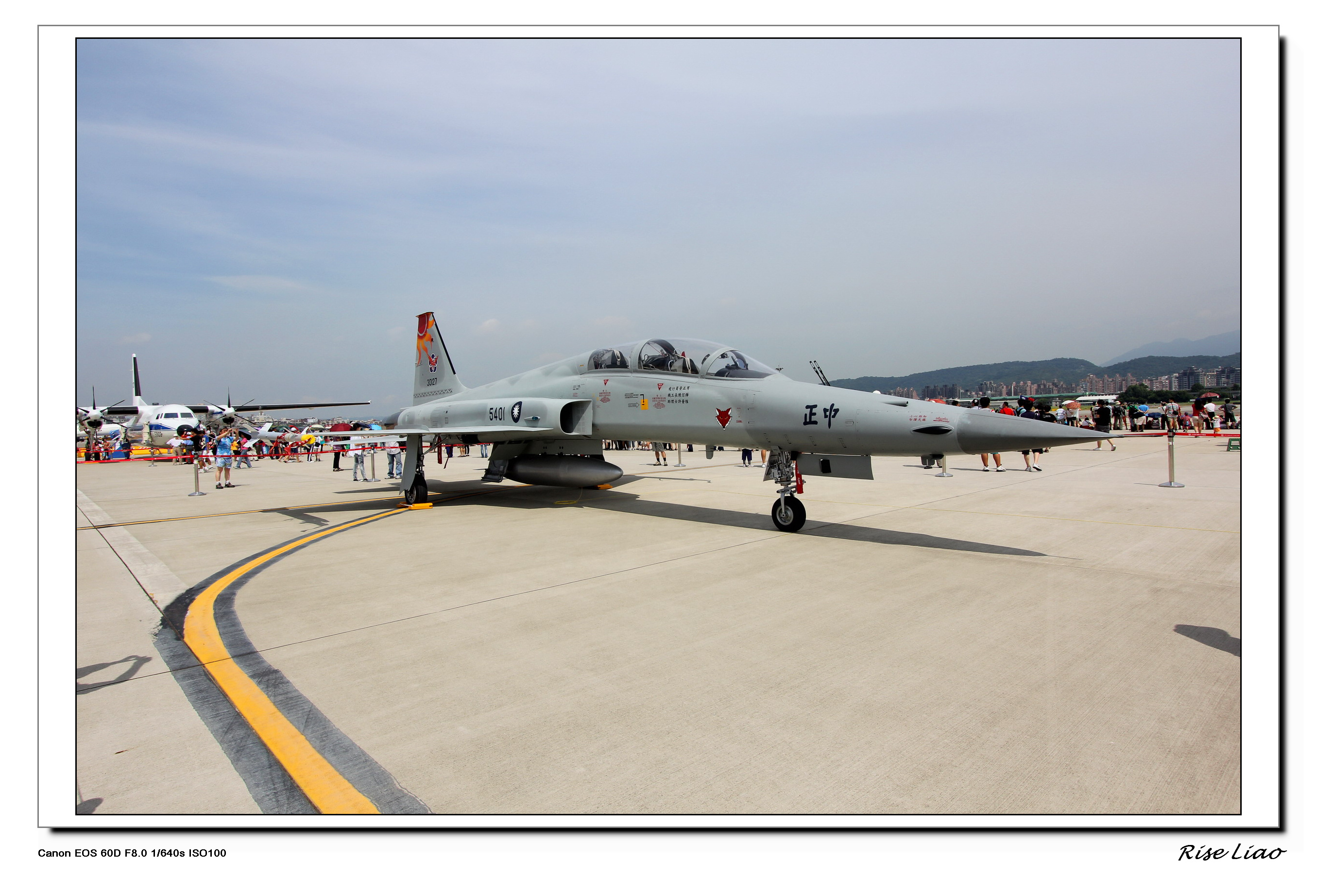 Armée Taiwanaise / Republic of China Armed Forces(ROCAF) - Page 6 6064575338_05c786d163_o