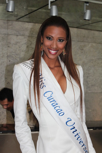 ๑۩۞۩๑ Miss Universe 2011 Official Topic Updates... - Page 21 6072490097_b2ff3a1c71_z