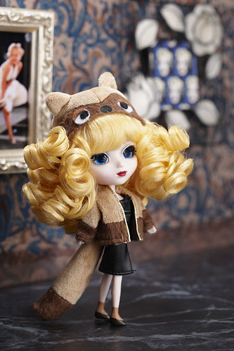 Mini Pullip Madame Raccoon 6126463731_1e708d492e