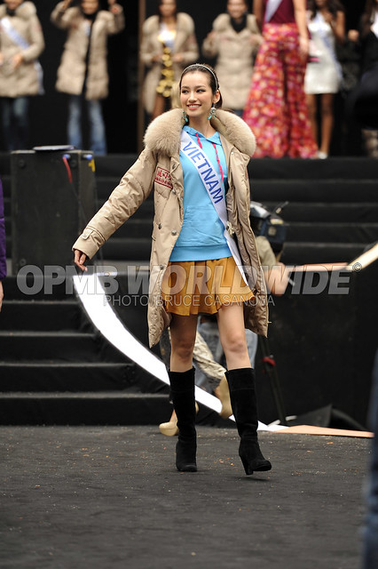 Tổng hợp hoạt động của Trúc Diễm tại Miss International 2011 6314037615_d6f666aa4a_z