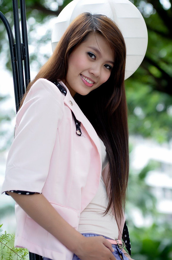 Girl xinh cute nhiều kỳ - Page 2 6210821642_1e3415d919_b