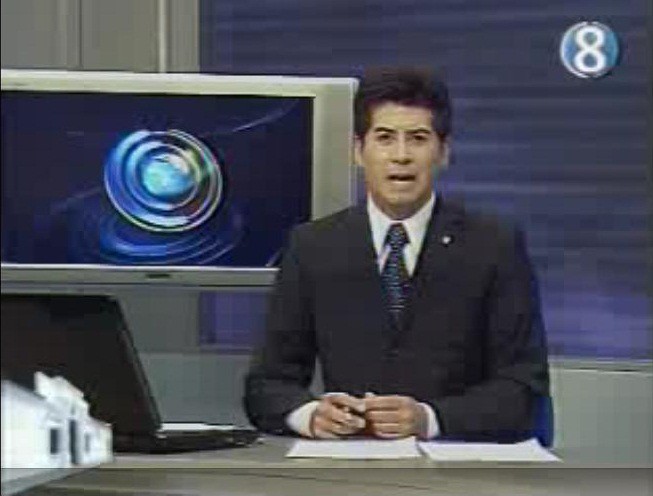 Imágenes de la emisión especial de División noticias (Canal 8 Tucuman) 5919956649_2005cc9aff_b