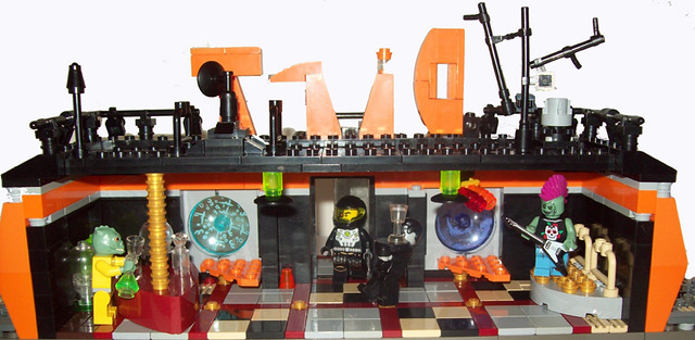 MOC: Dirt Space Bar 5929497242_662916f463_z