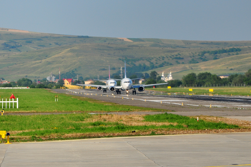 Aeroportul Cluj-Napoca - Iulie 2011  5916681122_c367627393_o