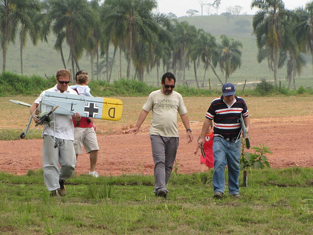 Montagem do Paulistinha  PA 56 do Marcelino e Lourete - Página 2 6201303901_883fa27904_z