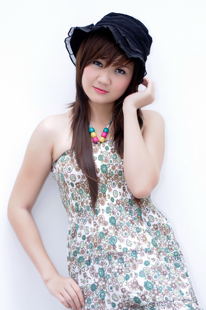 Girl xinh cute nhiều kỳ - Page 2 6215749635_87d07c205c_b