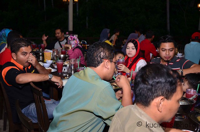 MAJLIS BERBUKA PUASA DI RESTOREN SINAR MESRA, KUANTAN - Page 5 6062217138_2623509ac5_z