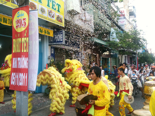 Ae trong đoàn Liên Hữu Đường khai trương bò bít tết 6314010464_f9898abdf8