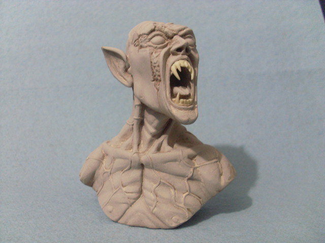 MODELADO BUSTO VAMPIRO "TERMINADO" 6633614561_9116350e67_z