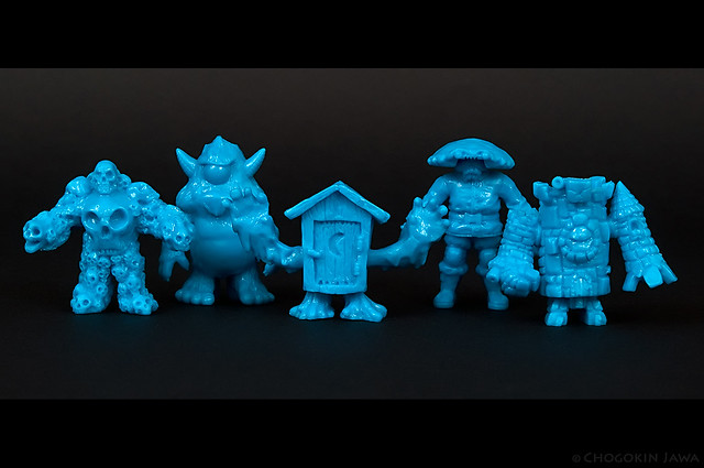 OMFG! Le retour des mini-figs monochromes !!! 6741991471_06e4896b15_z