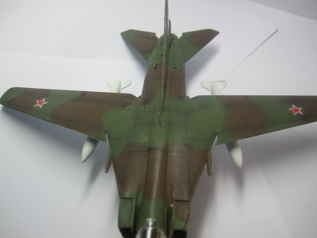 [1/72] MiG-27 (Academy) 6410596947_a5fbb8bd31_b