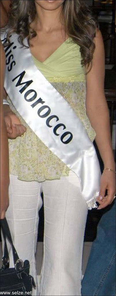 ملكة جمال المغرب 2012 بين الحجاب والمايوه !! 6468518099_2e151c66e1_b