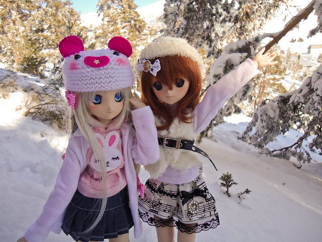 Maria & Noumi en la nieve <33!! (DD) 6962565973_3b49a428d0_z