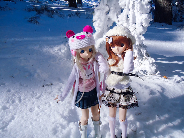 Maria & Noumi en la nieve <33!! (DD) 6962538969_4ba630719a_z