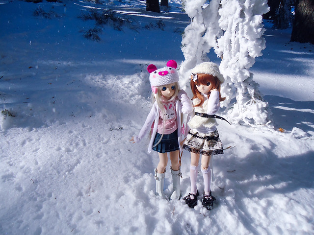 Maria & Noumi en la nieve <33!! (DD) 6816731342_63d351fc0a_z