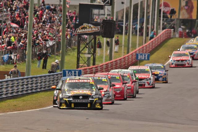 Clarko's real life photos - V8Supercars - Sydney Motorsport Park 2012 - Page 4 7398512770_fe7460973d_z