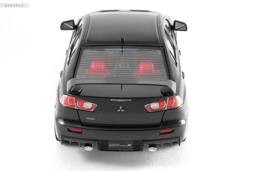 1/24 Aoshima Mitsubishi Lancer Evolution X (Phantom Black Pearl) 7034651395_4a0da07572_b