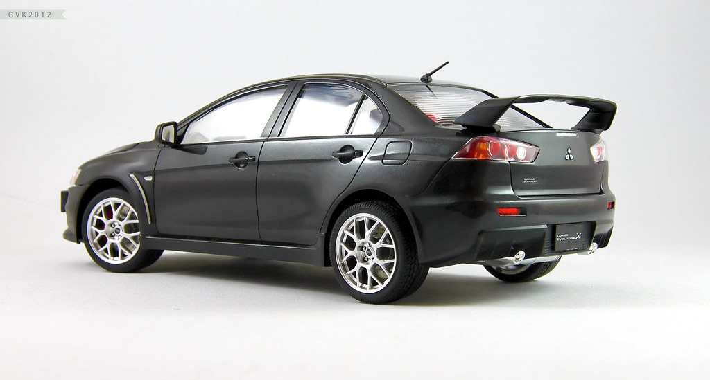 1/24 Aoshima Mitsubishi Lancer Evolution X (Phantom Black Pearl) 6888556836_d605968768_b