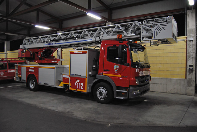 Medios de los bomberos de la C.A. de Extremadura 6796007575_9c23013b62_z