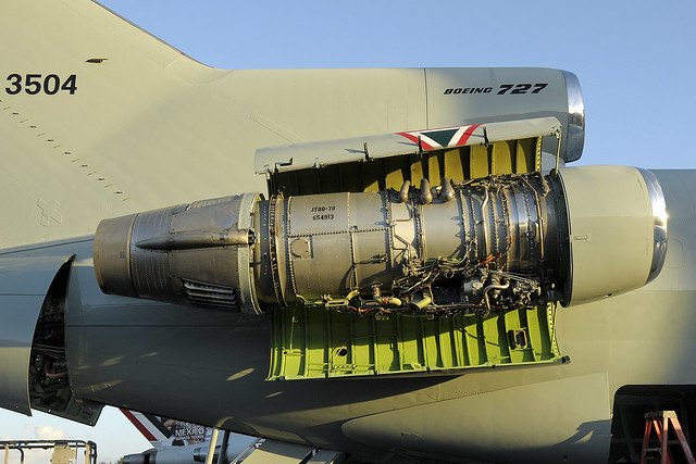 2011 - Boeing 727 Fuerza Aérea Mexicana 6484147805_32b11946ef_z