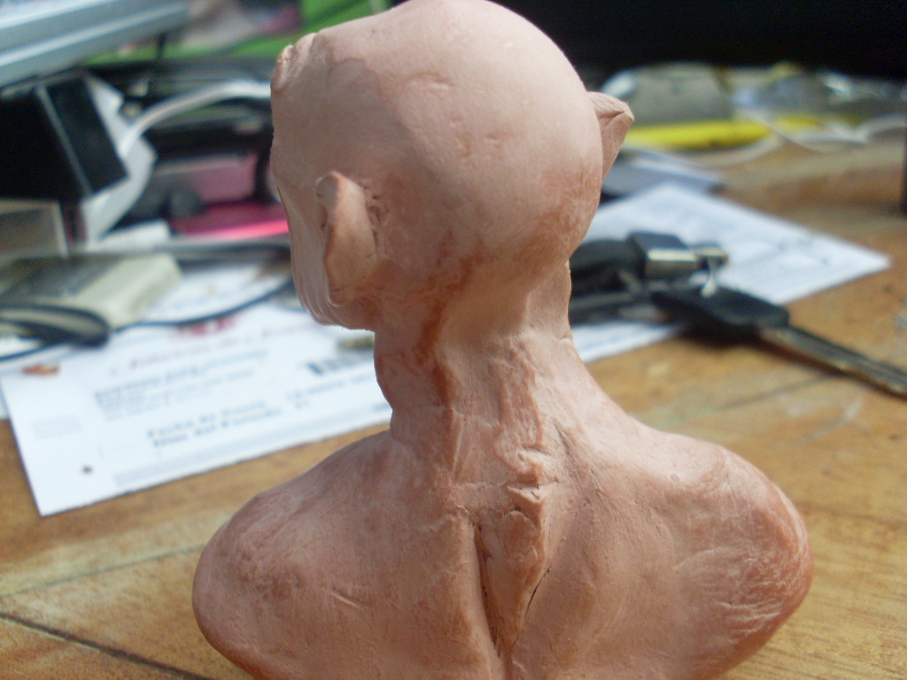 MODELADO BUSTO VAMPIRO "TERMINADO" 6555881483_868512dd41_b