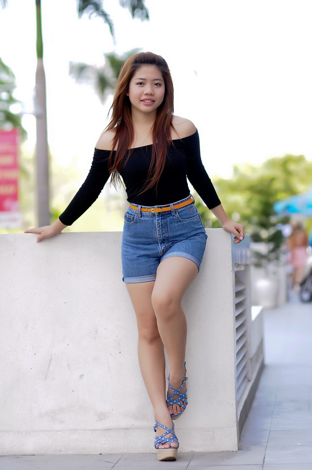 Girl xinh cute nhiều kỳ - Page 4 6491020437_a773061c3b_b