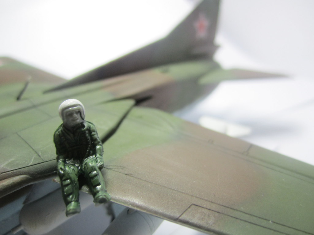 [1/72] MiG-27 (Academy) 6410625075_55bdd0ac77_b