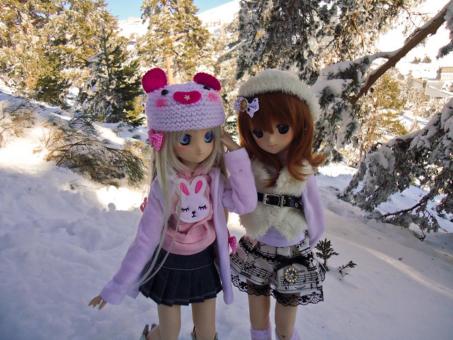 Maria & Noumi en la nieve <33!! (DD) 6816463974_c2709bd775_z