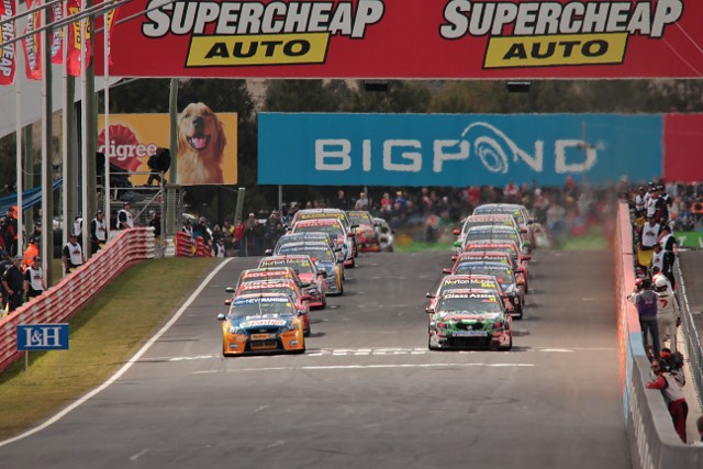 Clarko's real life photos - V8Supercars - Sydney Motorsport Park 2012 - Page 4 7398515942_305fb78523_z