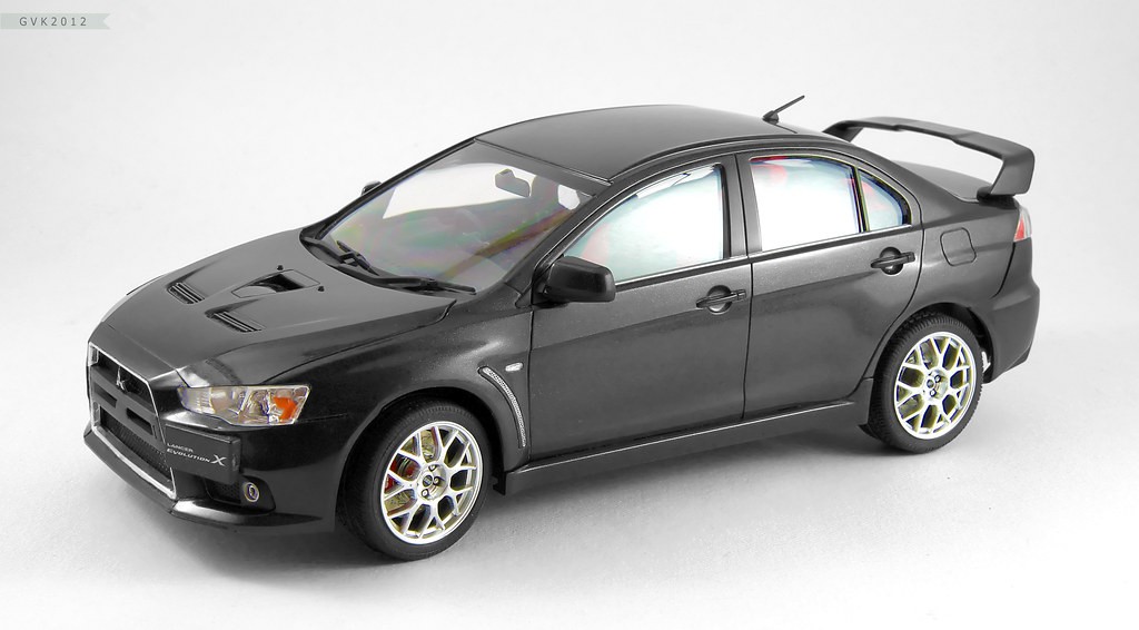 1/24 Aoshima Mitsubishi Lancer Evolution X (Phantom Black Pearl) 7034647281_a7ce056386_b