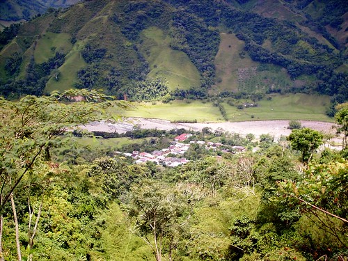  Simpatizantes del PRD y PVEM se enfrentan en Chiapas; tres muertos. 7454631118_f133dbac73