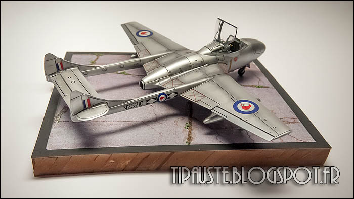 [AIRFIX] DE HAVILLAND VAMPIRE T-MK11  1/72 11626887454_fb6eda43d6_o