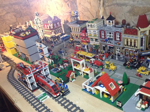 My Lego City - Page 5 10739870523_700e81fd88