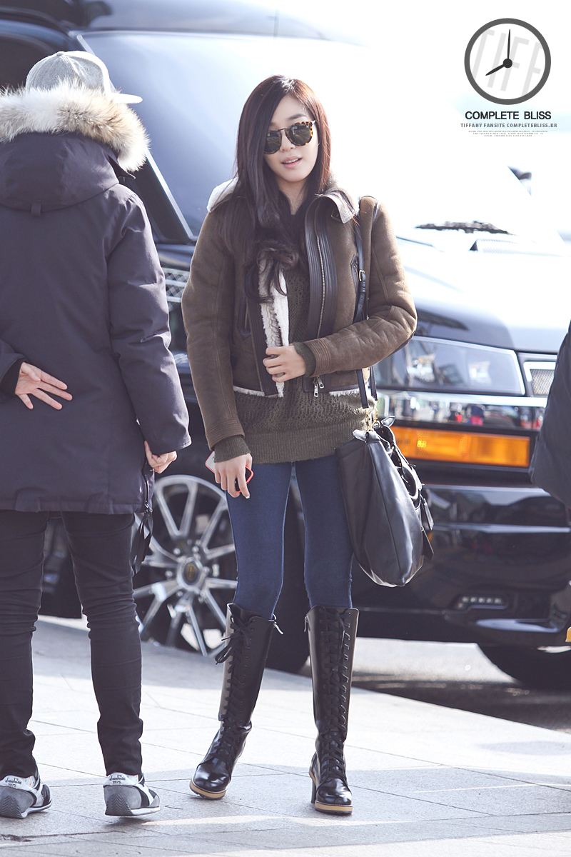 [PIC][03-01-2014]Yuri và Tiffany khởi hành đi Milan - Ý để chụp hình cho Burbery vào sáng nay 11947798416_ed4dd68040_o