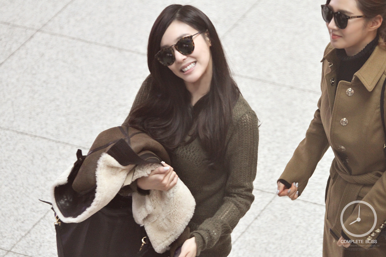 [PIC][03-01-2014]Yuri và Tiffany khởi hành đi Milan - Ý để chụp hình cho Burbery vào sáng nay 11946968055_e7b3704336_o