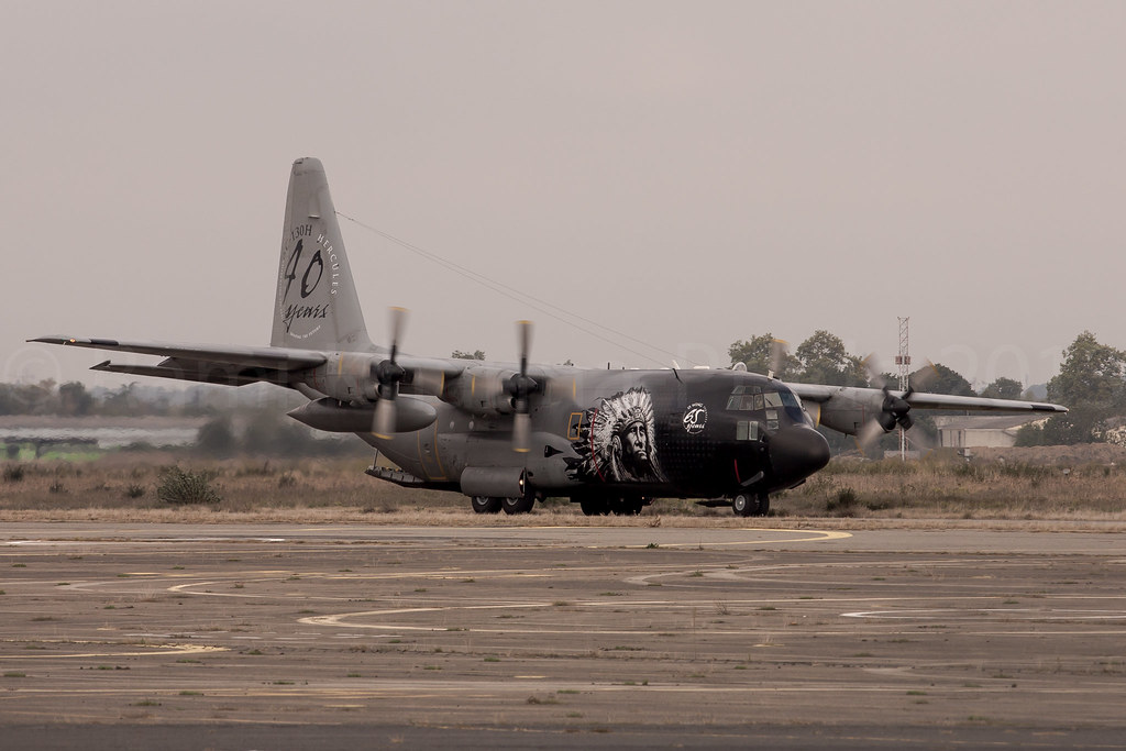 LFBF Toulouse-Francazal 10408442244_38af0006fe_b