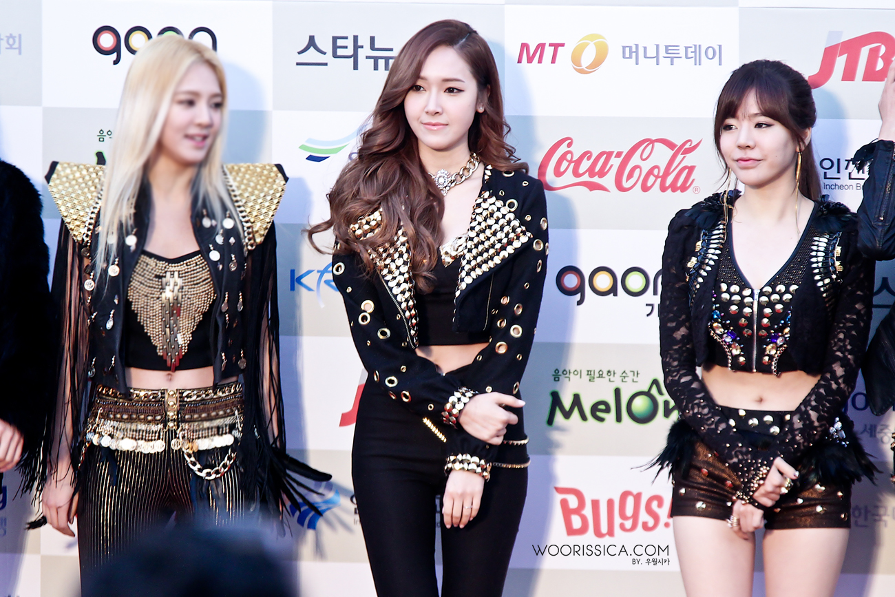 [PIC][12-02-2014]Hình ảnh mới nhất từ "THE 3RD GAONCHART K-POP AWARDS" của SNSD + MC Yuri vào tối nay - Page 3 12518694964_0fd9a2d07c_o