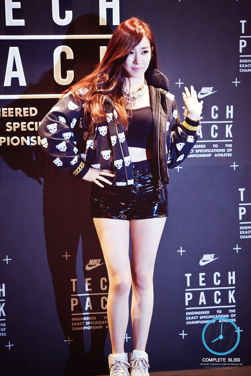 [PIC][24-09-2013]Tiffany và Sunny tham dự sự kiện "NIKE TECH PACK" vào tối nay 9960526574_2b84e89de2_o