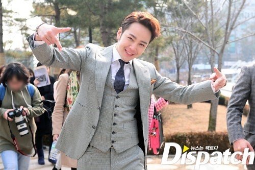 [Latest] [article] [STARCAST] Jang Keun Suk’s graduation day…”I introduce my memories” 12672778713_bd58536c90