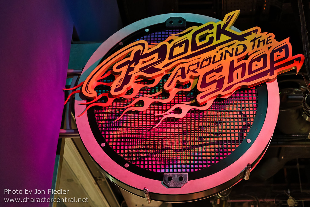 Rock'n'Roller Coaster avec Aerosmith - Page 36 8564611255_41fcdbd7af_b