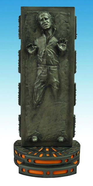 [Diamond Select] Star Wars: Han Solo in Carbonite Bank - 12" 8260336428_9ee1d2b57c_z