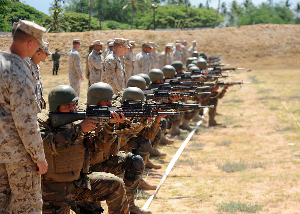 Armée Indonésienne / Indonesian National Armed Forces / Tentara Nasional Indonesia - Page 9 7532529726_a99e829d29_b