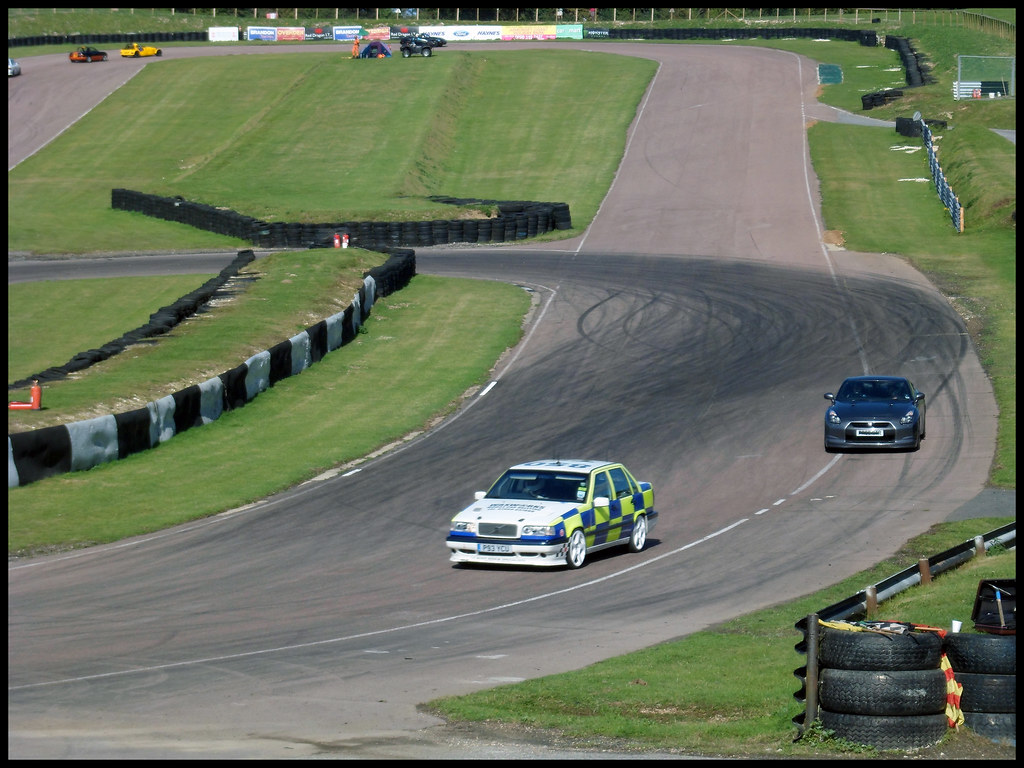 Lydden Hill Track Day 29th September Photographs - Page 2 8044653239_3f2036a5f8_b