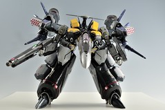 [Review] Tamashii DX Chokogin Armored Parts for VF-25S Renewal ver. 8033461781_3a325c78b8_m