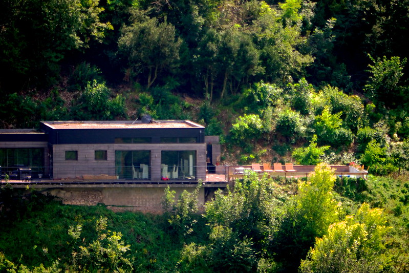 Insolite : la maison-péniche ! 7931084812_66ae66d2a6_c